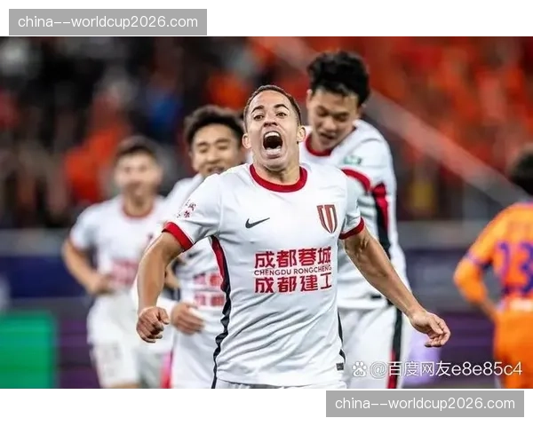 解析成都蓉城“4-3-3”阵型中边后卫的压上与回追职责